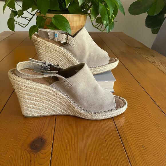 Toms Monica Suede Espadrille Slingback Wedge Sandals Desert Taupe EUC Womens 9.5 - Picture 5 of 10